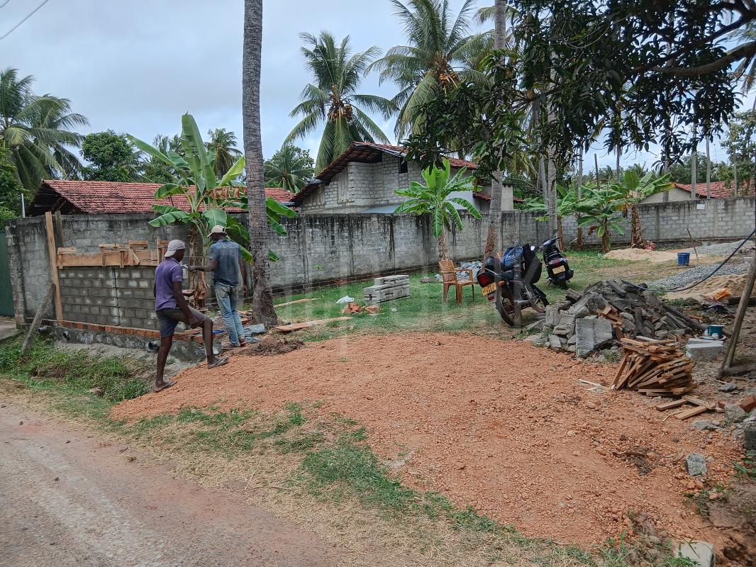 Residential Land for Sale in Marawila