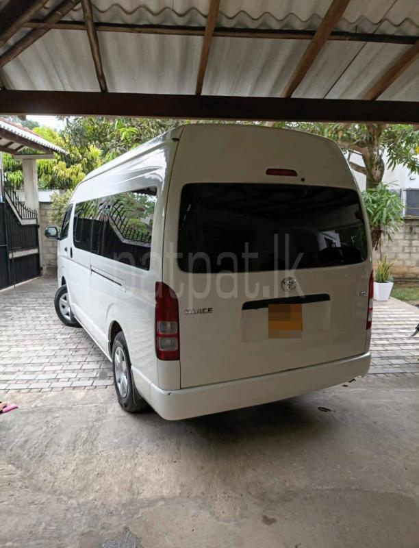 Toyota Hiace 2016 - பயன்படுத்தப்பட்டது வேன் sale in Sri Lanka - patpat.lk