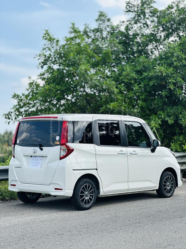 Toyota Roomy 2024 - சான்றளிக்கப்பட்டது வேன் sale in Sri Lanka - patpat.lk