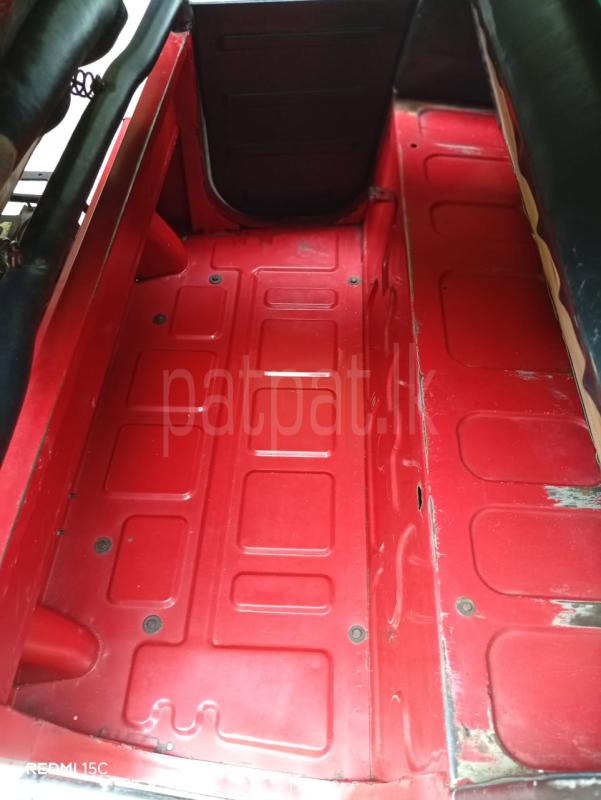 Bajaj Three Wheel 2015 - பயன்படுத்தப்பட்டது முச்சக்கர வண்டி sale in Sri Lanka - patpat.lk