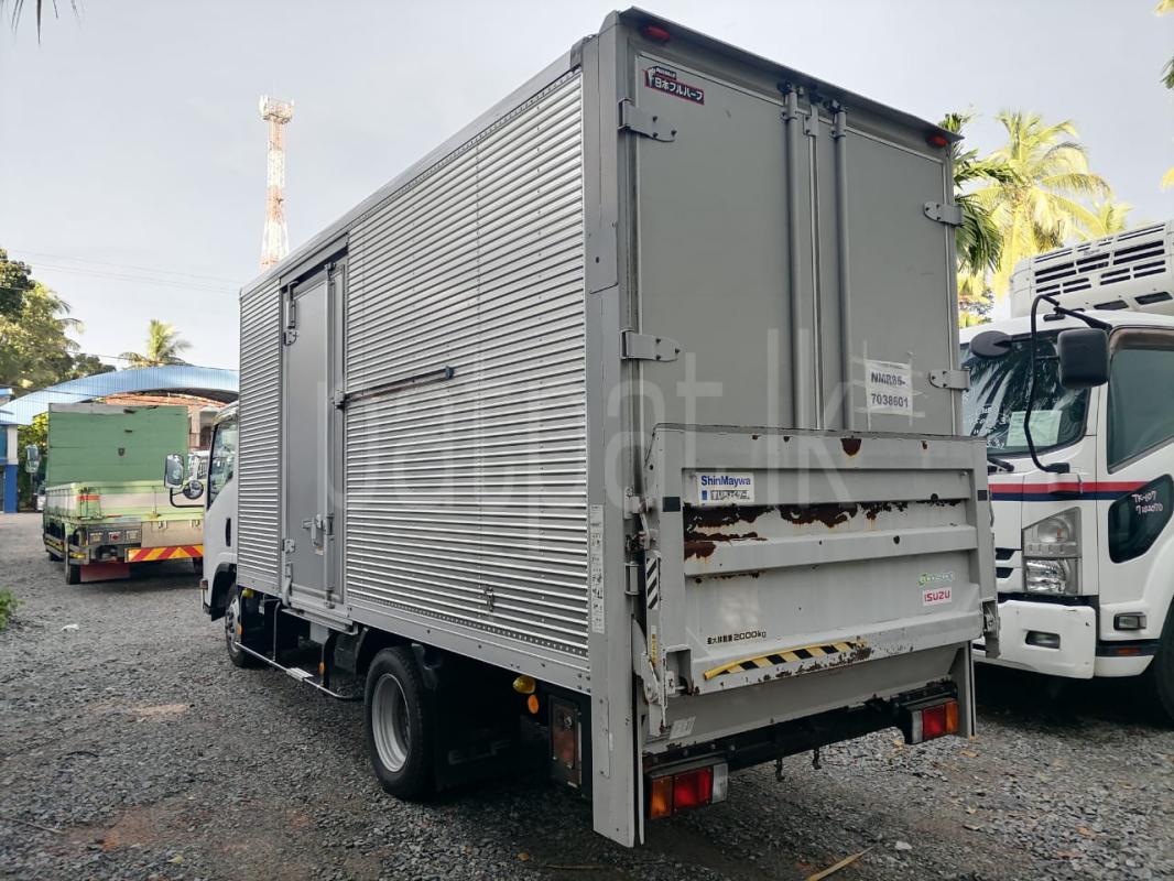 Advertisement image 1