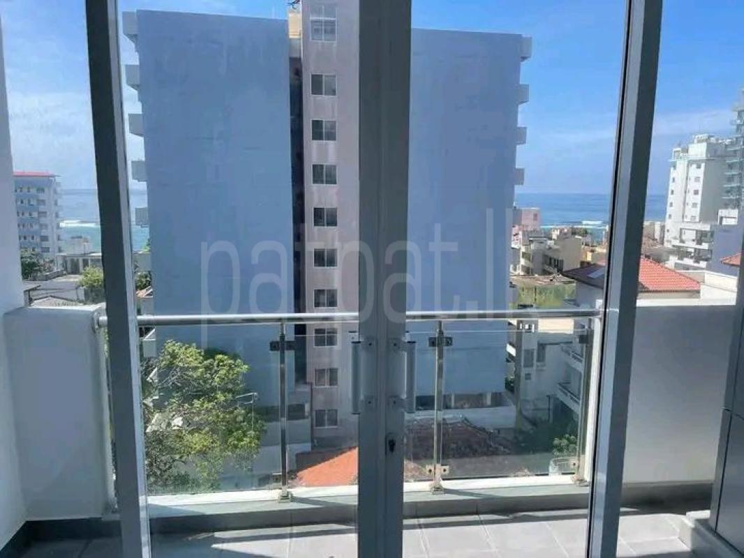 Semi Luxury Apartment for Sale in Wellawatta (Colombo 06)