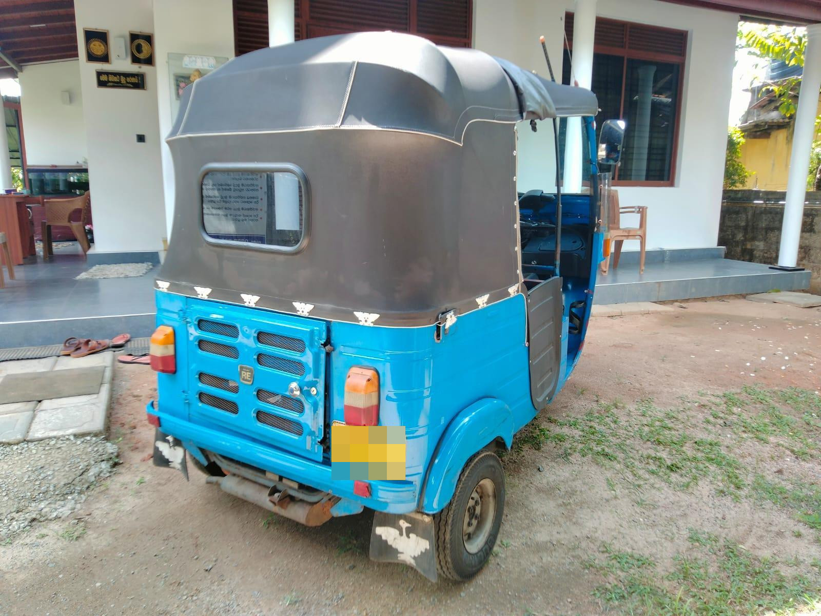Bajaj Three Wheel 2011 - භාවිතා කරන ලද ත්‍රිරෝද රථය sale in Sri Lanka - patpat.lk