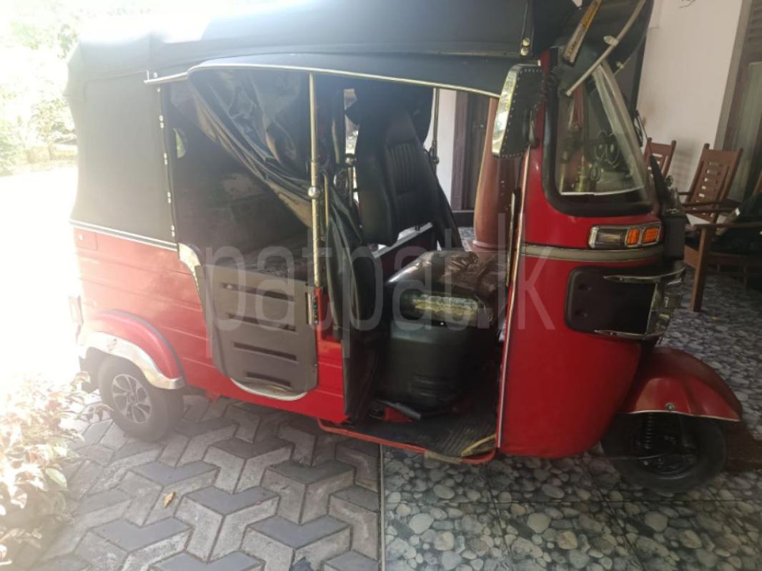 Bajaj Three Wheel 2018 - Used Three wheeler sale in Sri Lanka - patpat.lk
