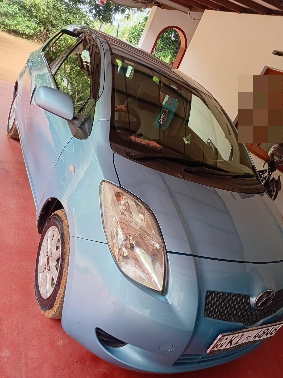 Toyota Vitz 2006 - பயன்படுத்தப்பட்டது கார் sale in Sri Lanka - patpat.lk