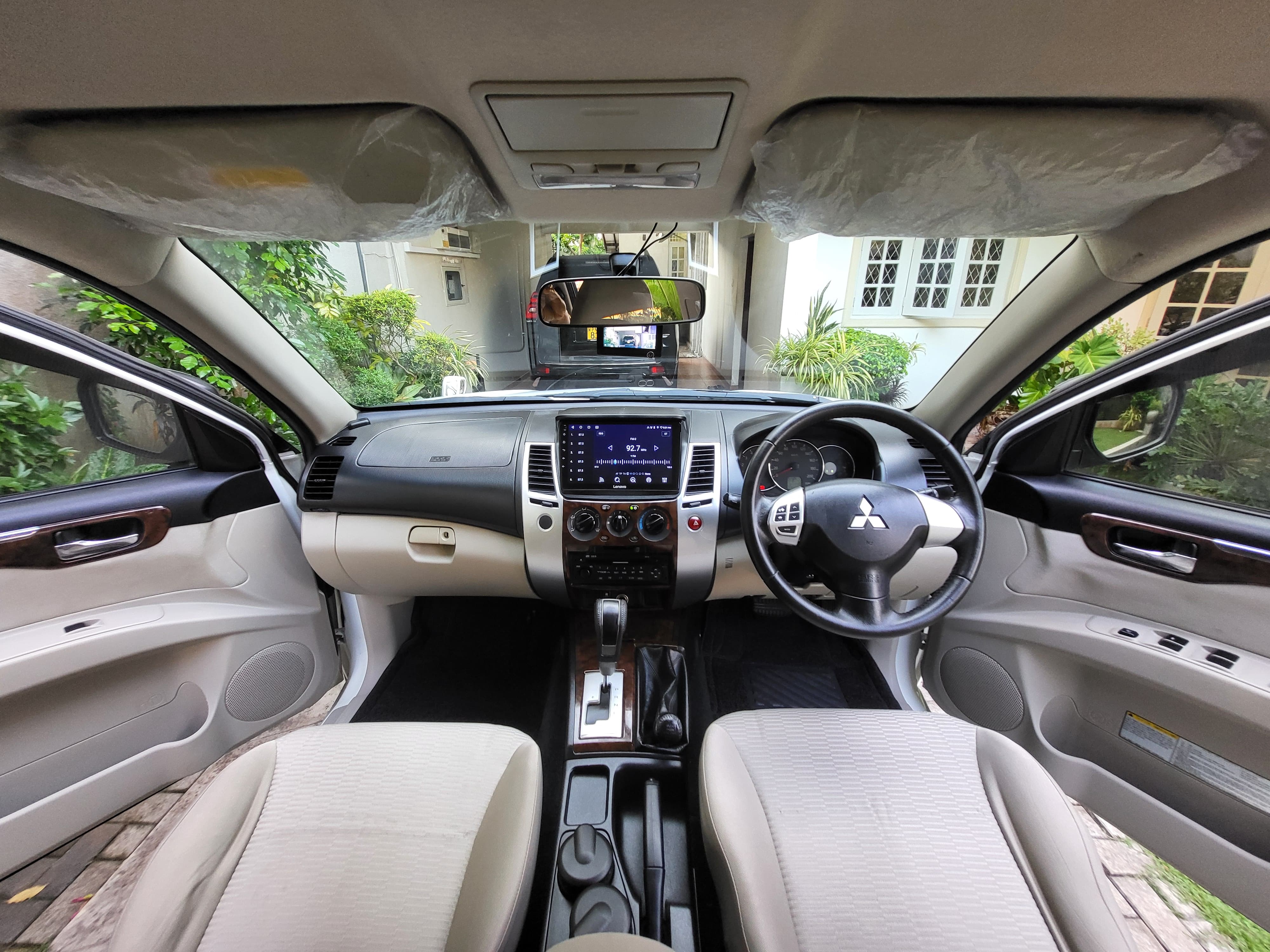 Mitsubishi Montero Sport 2012 - பயன்படுத்தப்பட்டது SUV sale in Sri Lanka - patpat.lk
