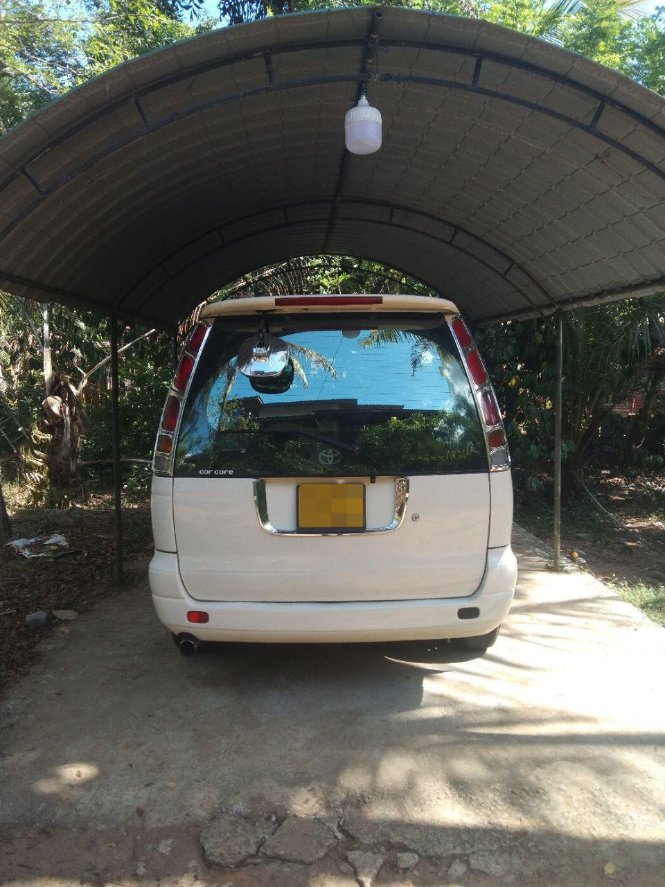 Toyota Noah 2000 - Used Van sale in Sri Lanka - patpat.lk