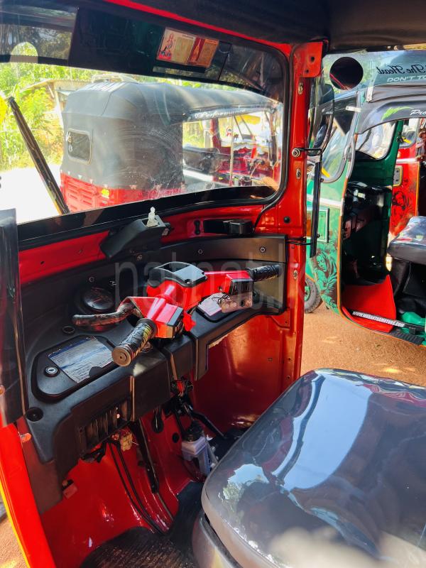 Bajaj 4 stroke 2018 - භාවිතා කරන ලද ත්‍රිරෝද රථය sale in Sri Lanka - patpat.lk