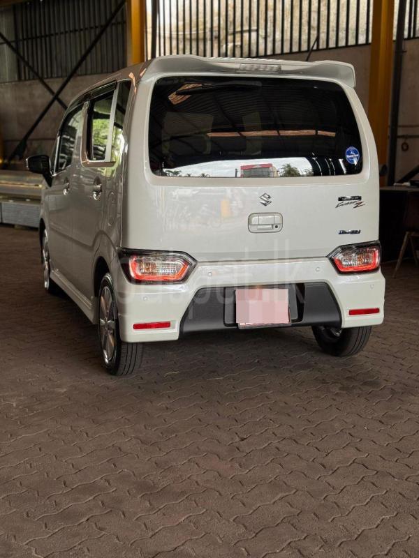 Advertisement image 3