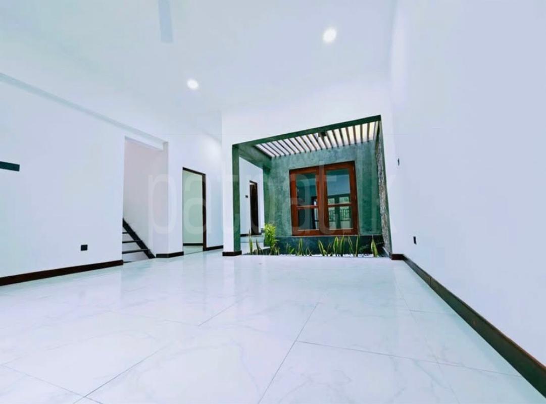 premium-listing-image