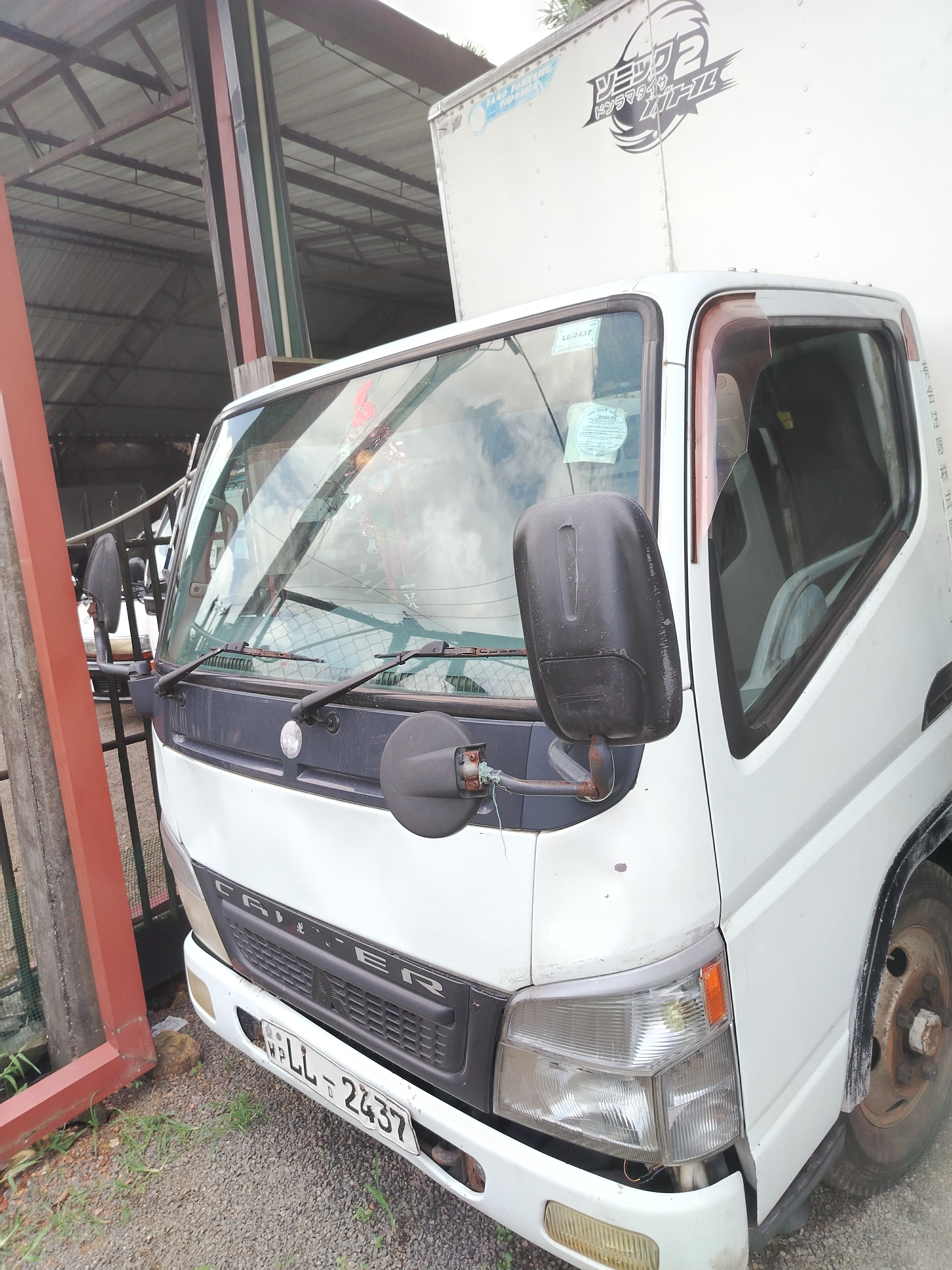 Mitsubishi Canter 2013 - பயன்படுத்தப்பட்டது டிரக் sale in Sri Lanka - patpat.lk