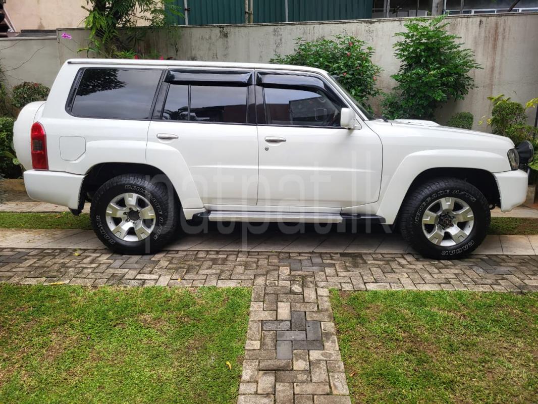 Nissan Patrol 2008 - Used SUV sale in Sri Lanka - patpat.lk
