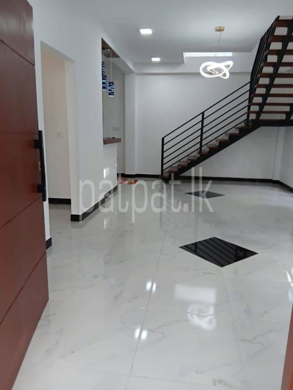 House for Sale in Nittambuwa