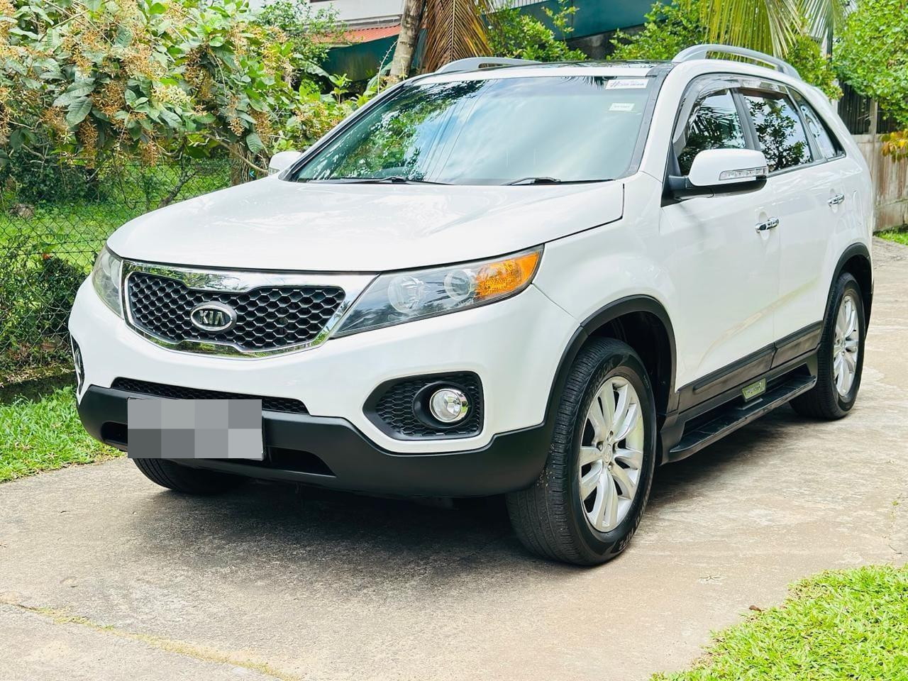 KIA Sorento 2012 - பயன்படுத்தப்பட்டது SUV sale in Sri Lanka - patpat.lk