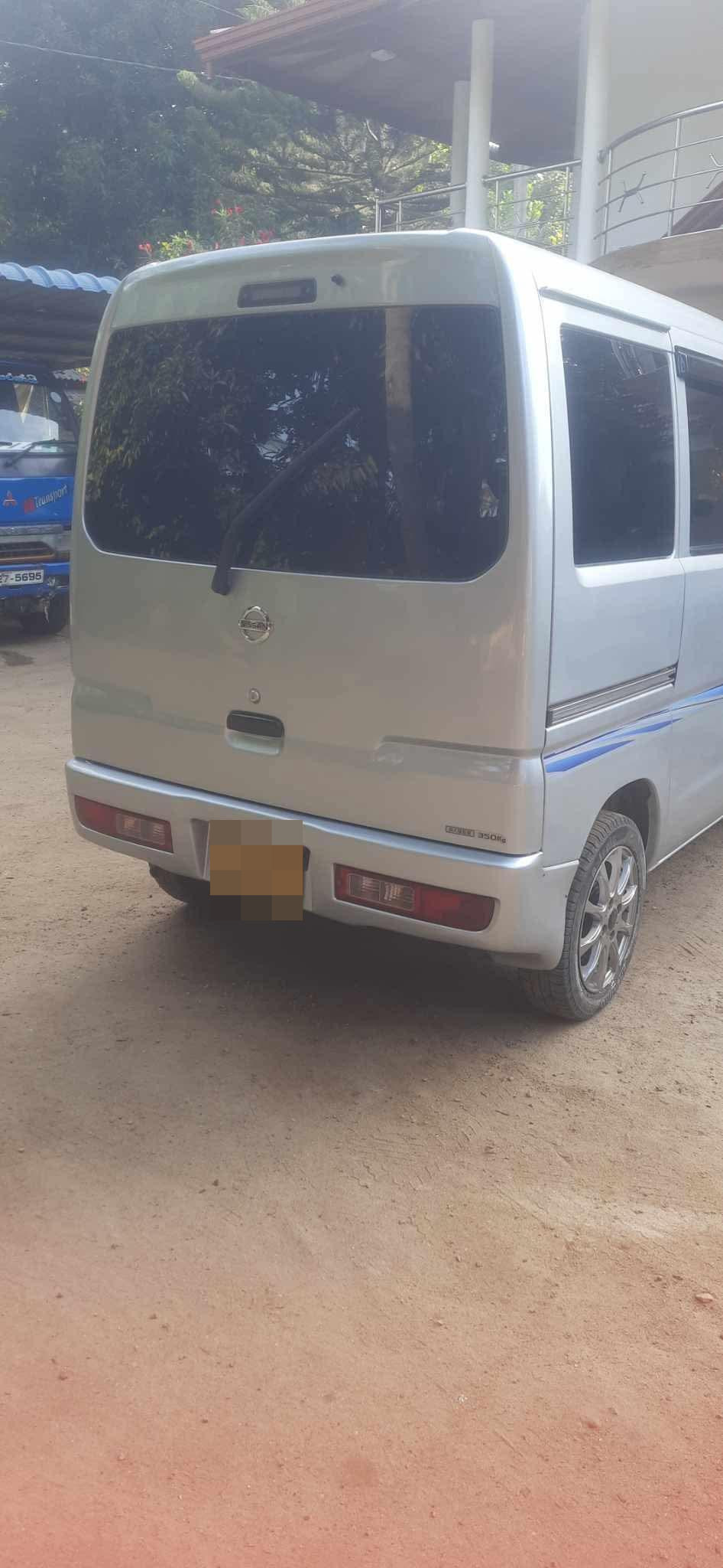 Nissan NV100 2013 - Used Van sale in Sri Lanka - patpat.lk