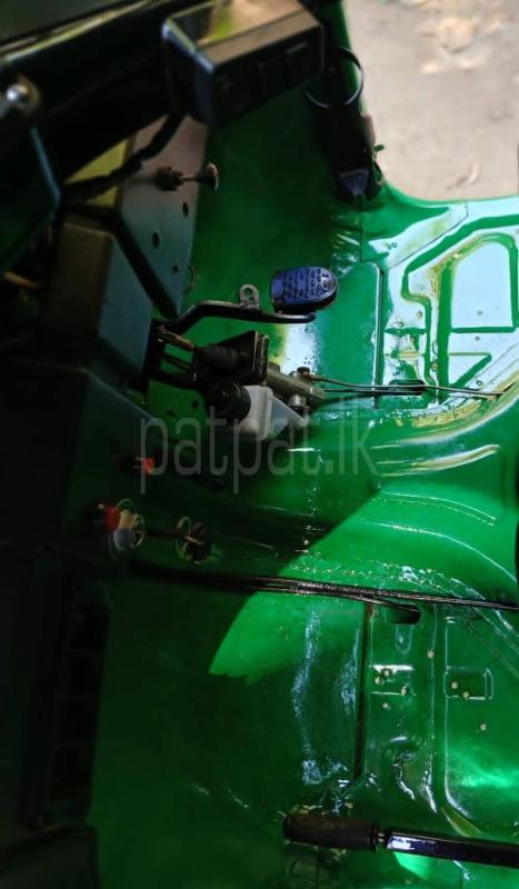 Bajaj Three Wheel 2011 - භාවිතා කරන ලද ත්‍රිරෝද රථය sale in Sri Lanka - patpat.lk