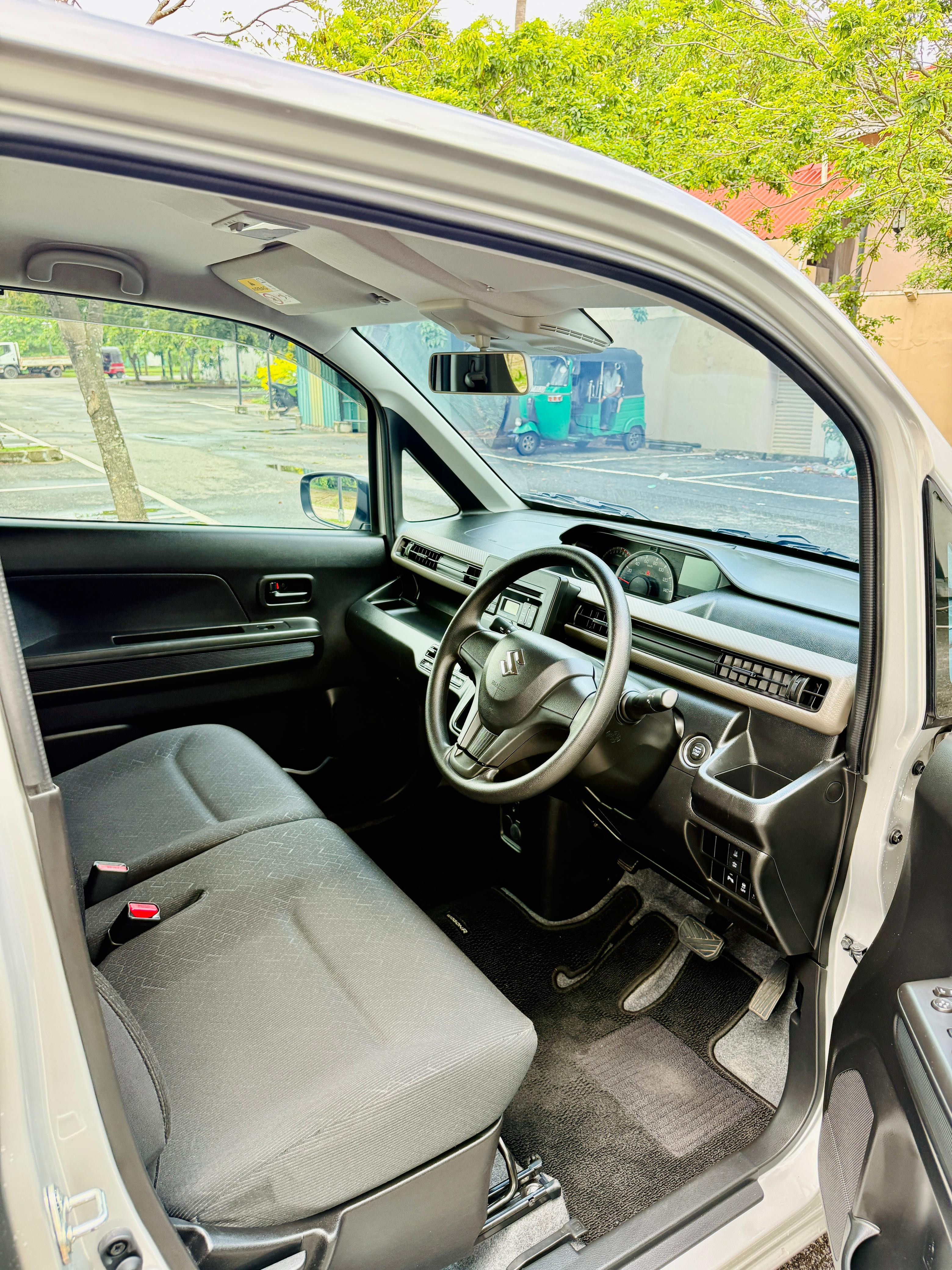 Suzuki Wagon R 2024 - Used Car sale in Sri Lanka - patpat.lk