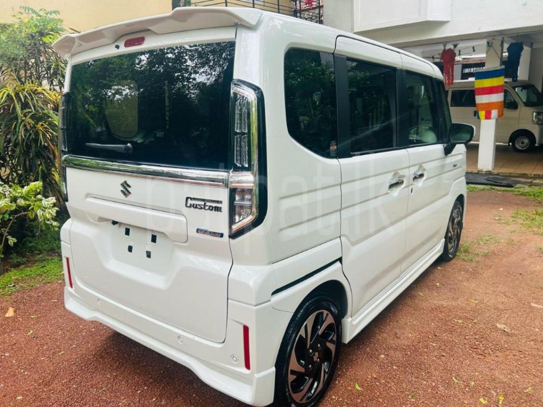 Advertisement image 6