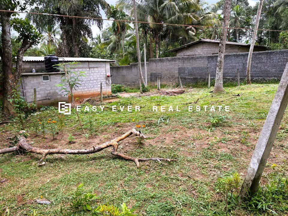 Residential Land for Sale in Kirindiwela