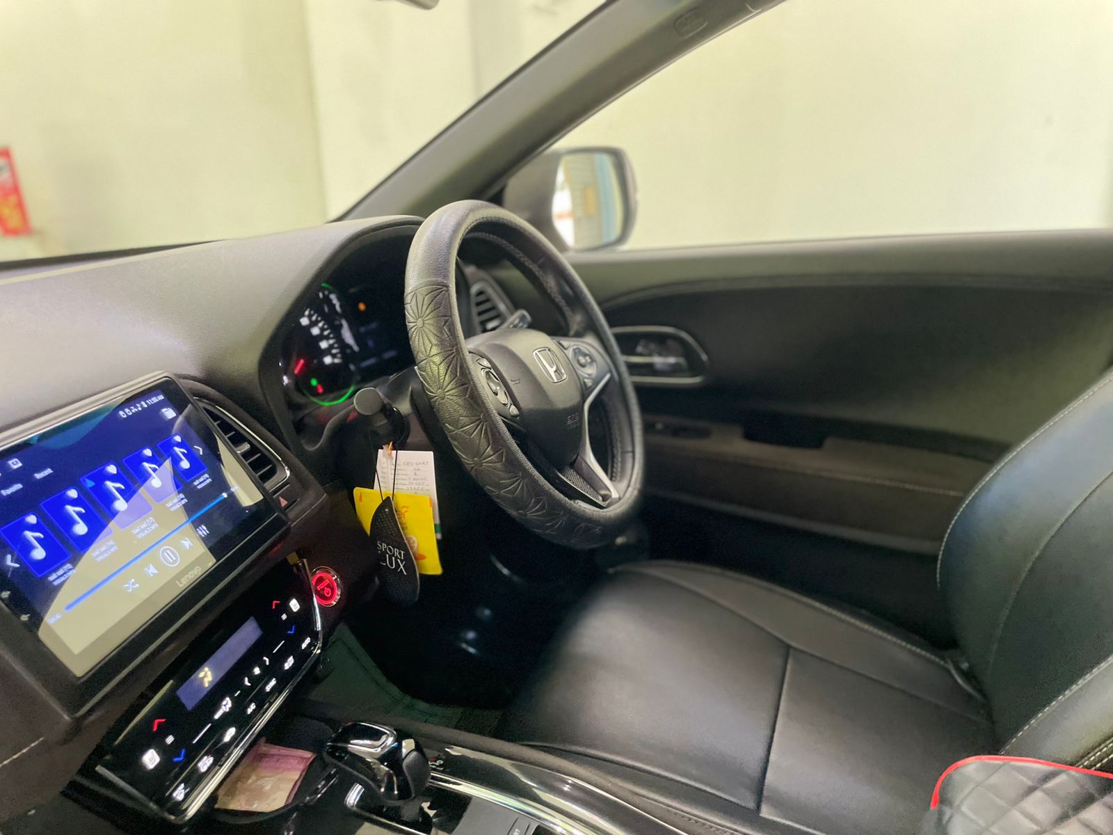 Honda Vezel 2019 - பயன்படுத்தப்பட்டது SUV sale in Sri Lanka - patpat.lk