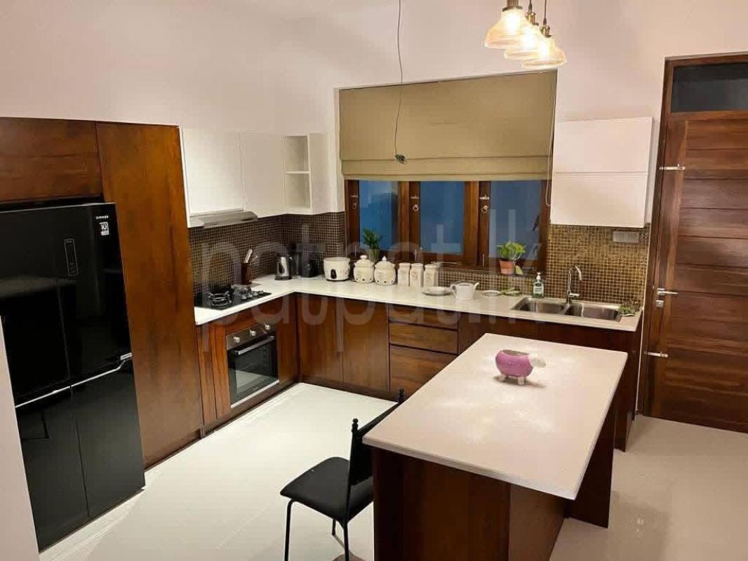 House for Sale in Talawatugoda