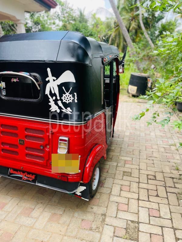 Advertisement image 6