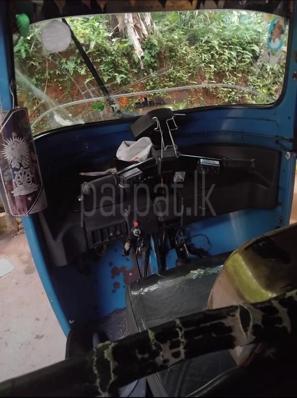 Bajaj 4 stroke 2010 - பயன்படுத்தப்பட்டது முச்சக்கர வண்டி sale in Sri Lanka - patpat.lk