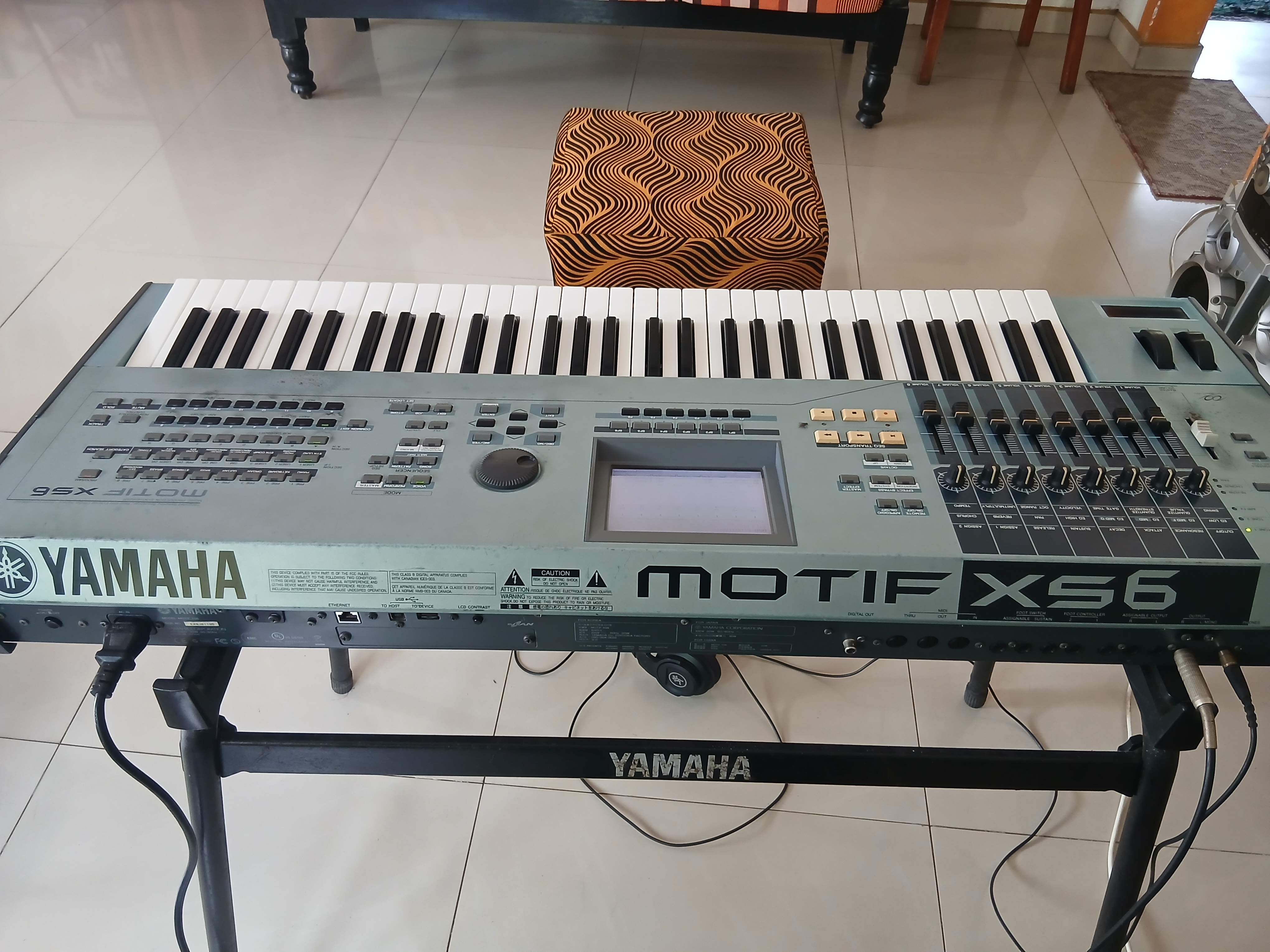 Yamaha Motif XS6