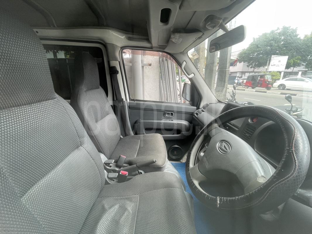 Daihatsu Hijet 2014 - Used Van sale in Sri Lanka - patpat.lk