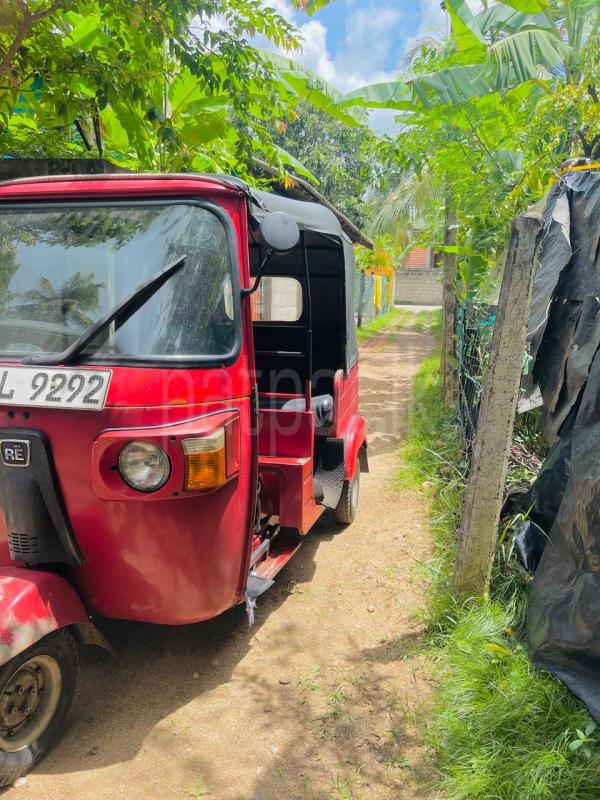Bajaj Three Wheel 2013 - பயன்படுத்தப்பட்டது முச்சக்கர வண்டி sale in Sri Lanka - patpat.lk