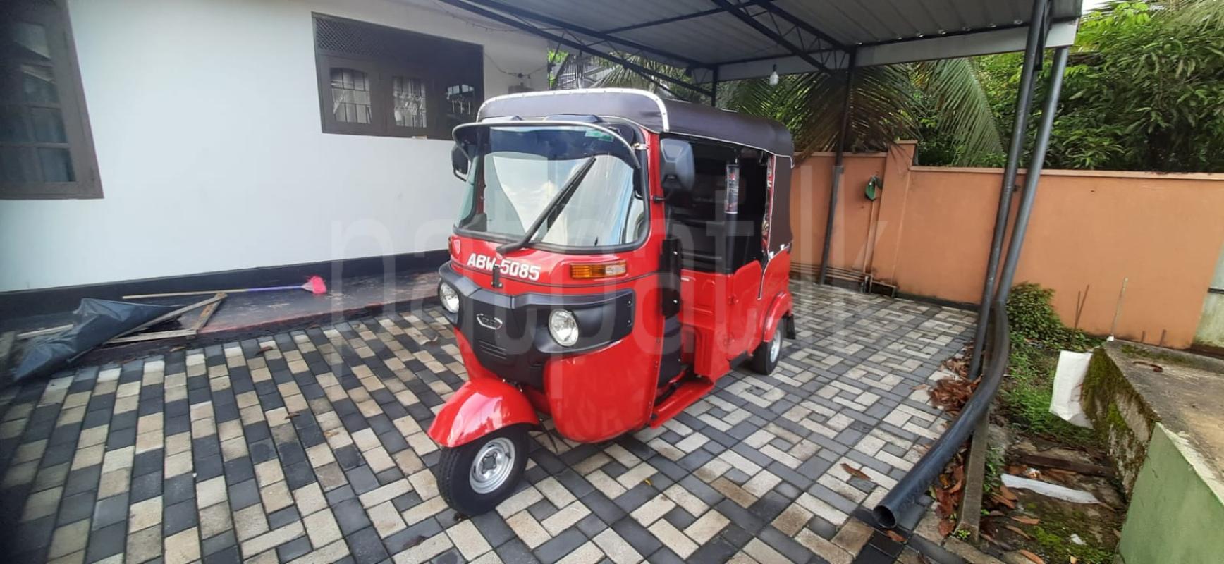 Bajaj Three Wheel 2025 - பயன்படுத்தப்பட்டது முச்சக்கர வண்டி sale in Sri Lanka - patpat.lk