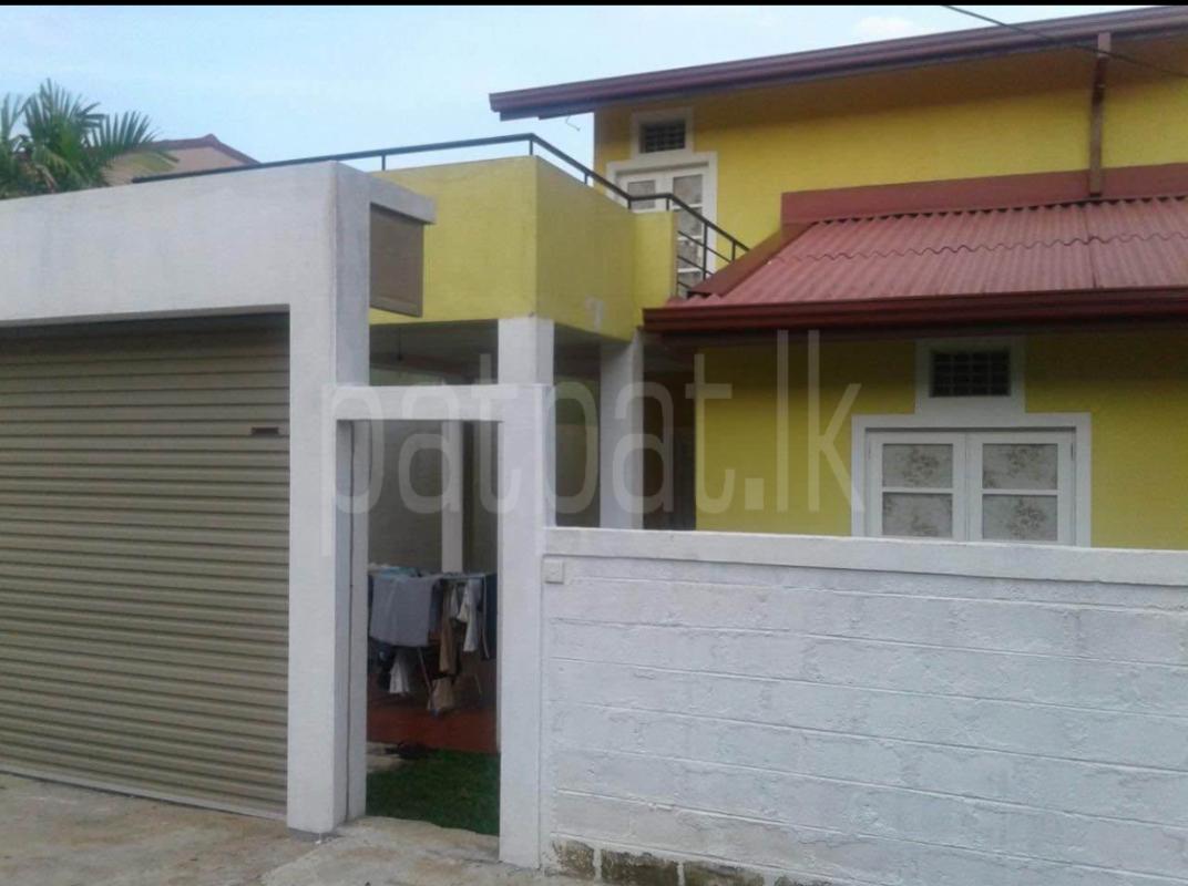 House for Sale in Athurugiriya