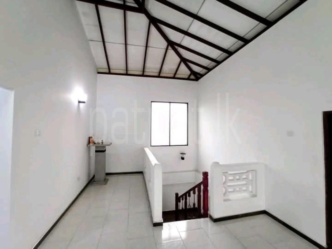 House for Sale in Kahathuduwa