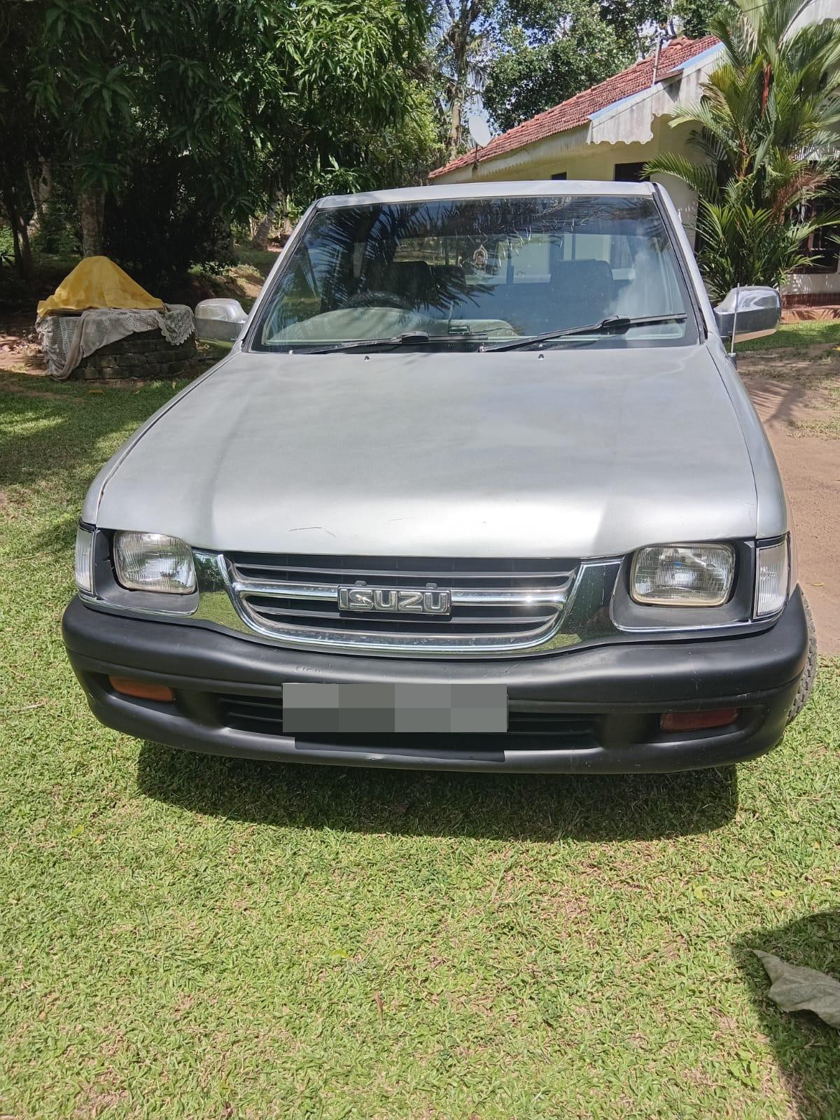 Isuzu Double Cab 1998 - பயன்படுத்தப்பட்டது சரக்கு போக்குவரத்து sale in Sri Lanka - patpat.lk
