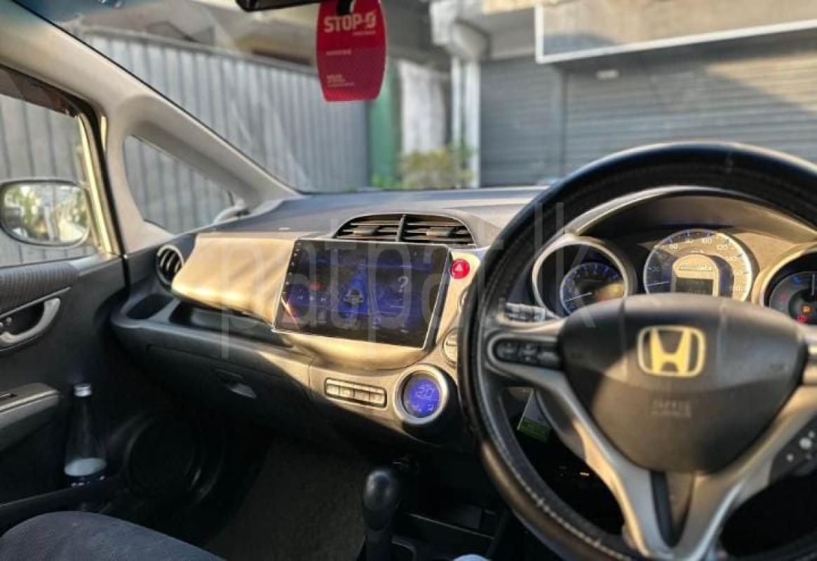 Advertisement image 4