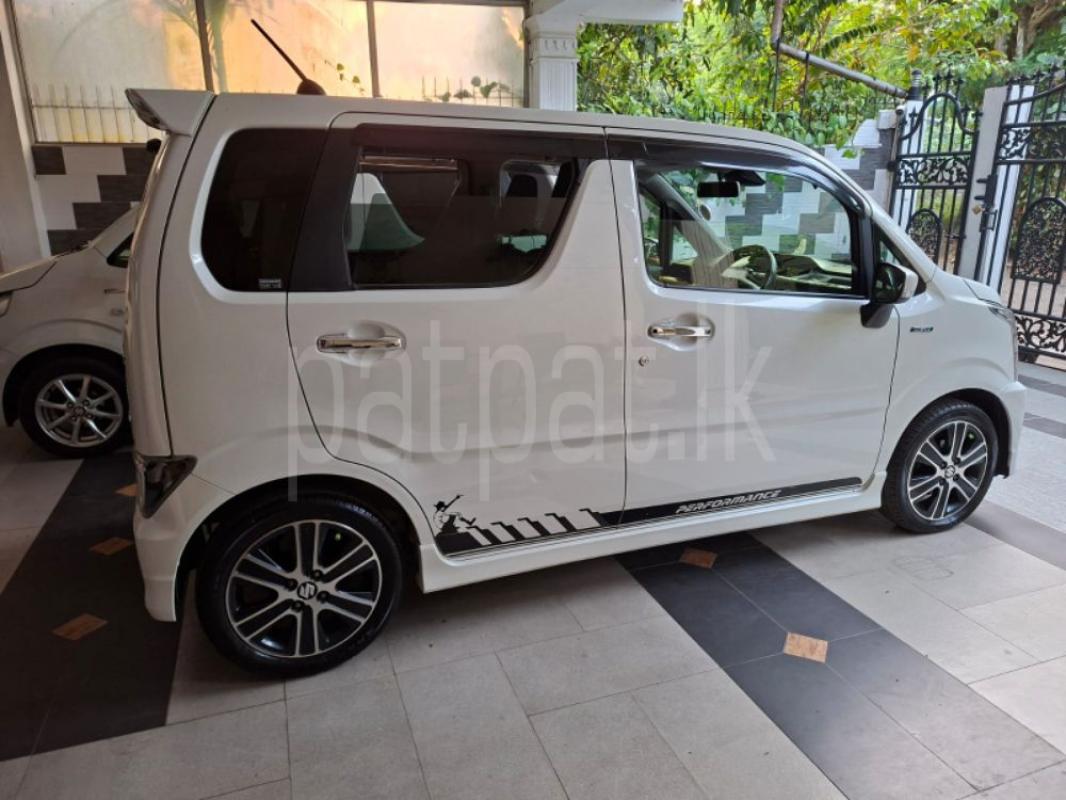 Advertisement image 4