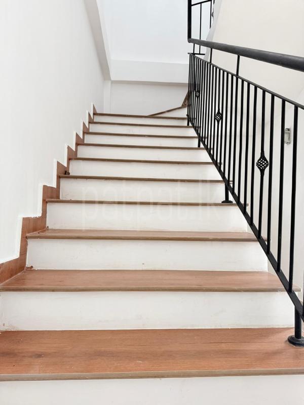 House for Sale in Athurugiriya