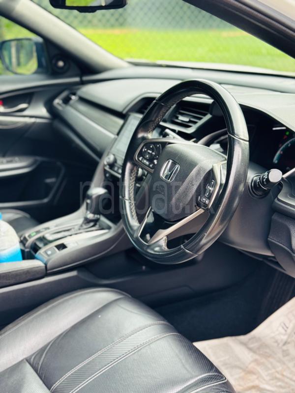Honda Civic 2018 - பயன்படுத்தப்பட்டது கார் sale in Sri Lanka - patpat.lk