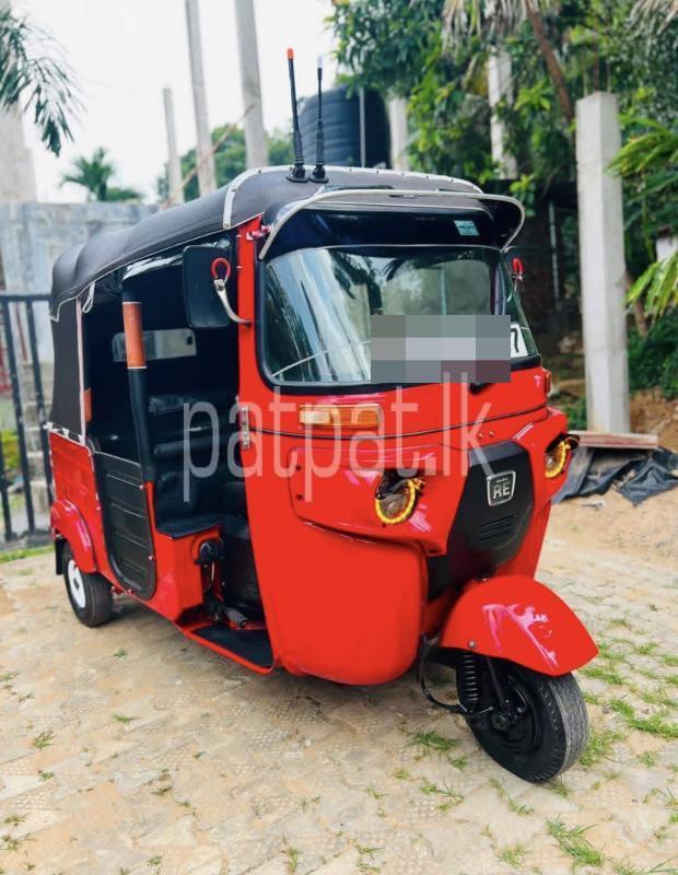 Bajaj 4 stroke 2016 - භාවිතා කරන ලද ත්‍රිරෝද රථය sale in Sri Lanka - patpat.lk