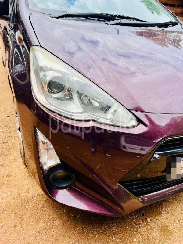 Toyota Aqua 2015 - பயன்படுத்தப்பட்டது கார் sale in Sri Lanka - patpat.lk