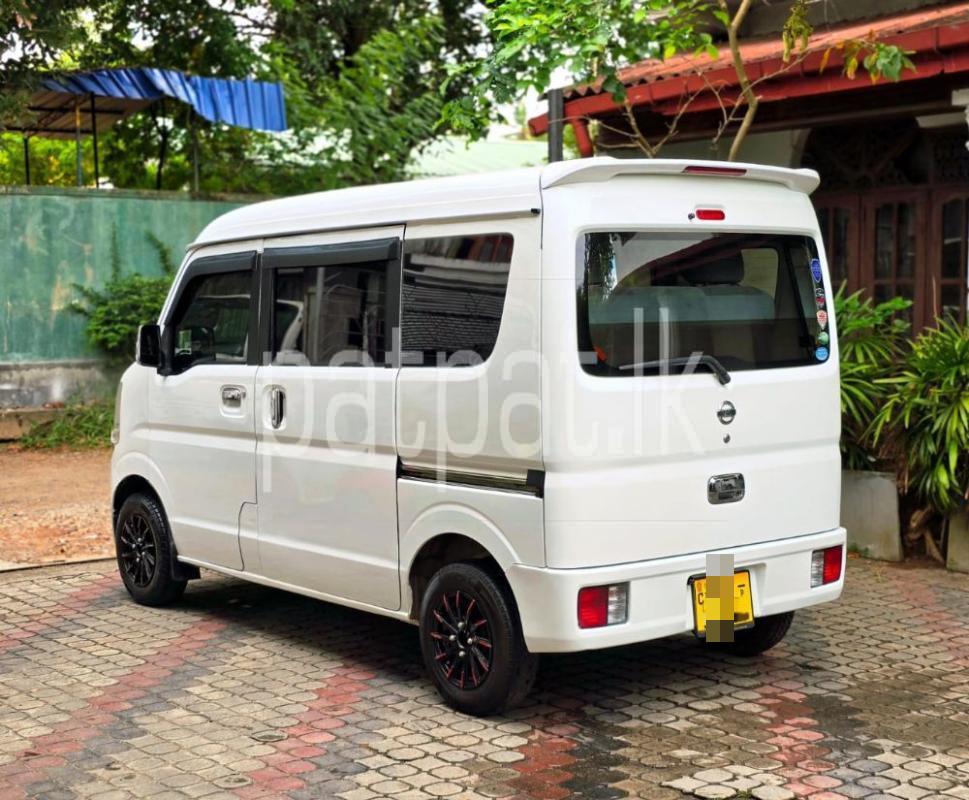 Advertisement image 5