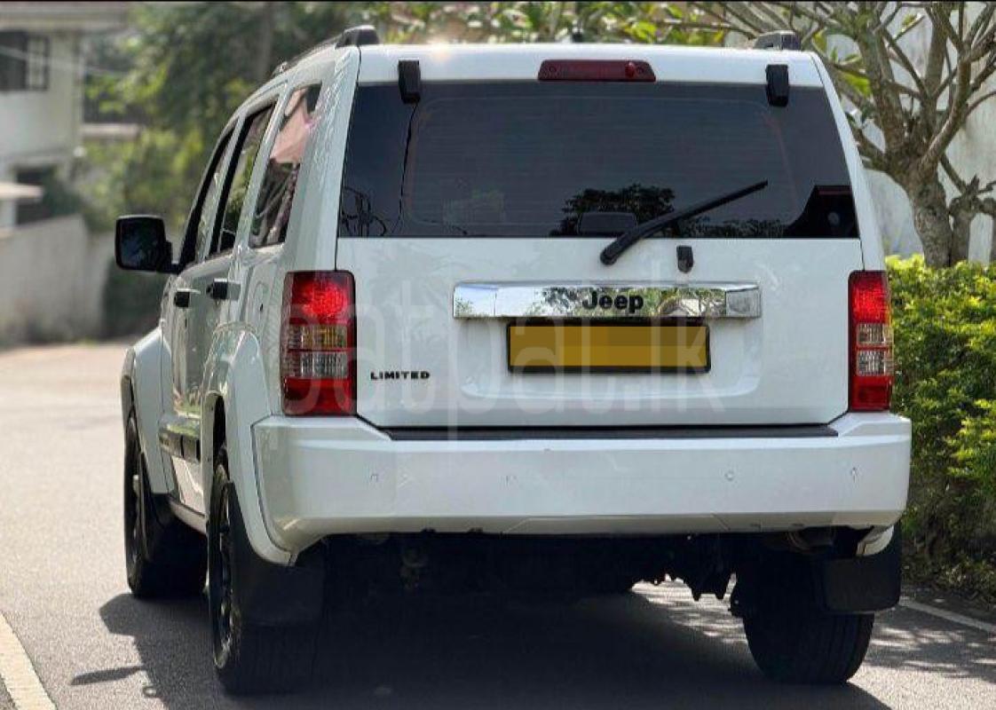 Advertisement image 6