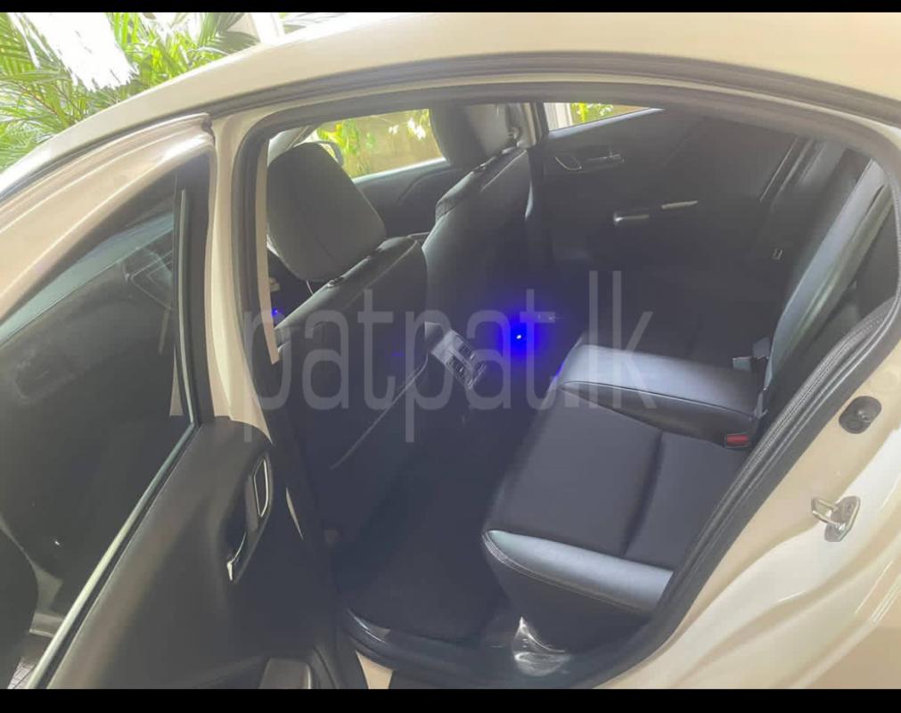 Honda Grace 2015 - Used Car sale in Sri Lanka - patpat.lk