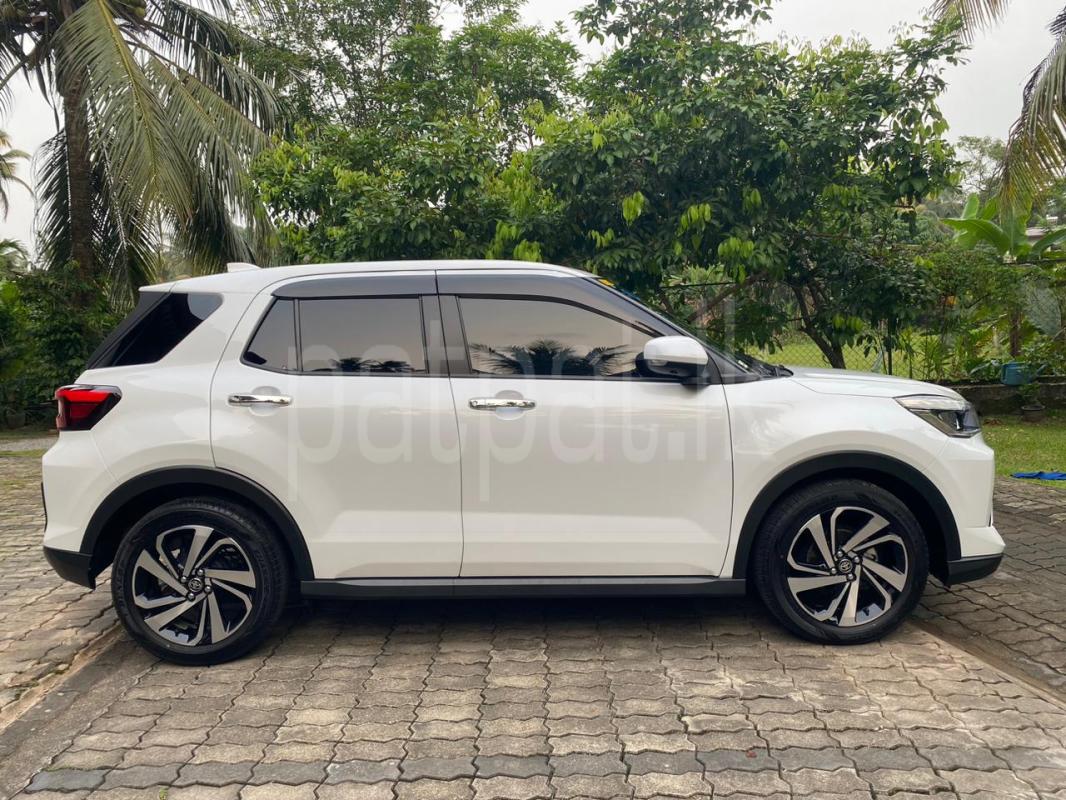 Advertisement image 3