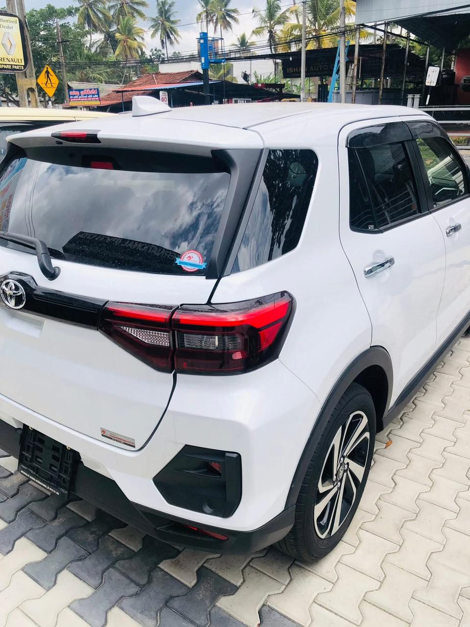 Toyota Raize 2023 - மறுசீரமைக்கப்பட்டது SUV sale in Sri Lanka - patpat.lk