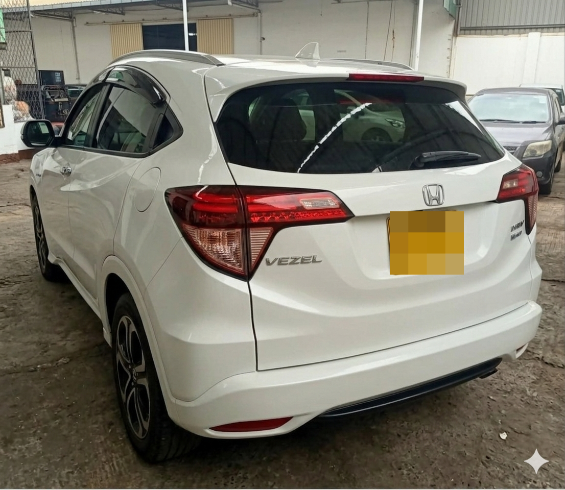 Honda Vezel 2014 - Used SUV sale in Sri Lanka - patpat.lk