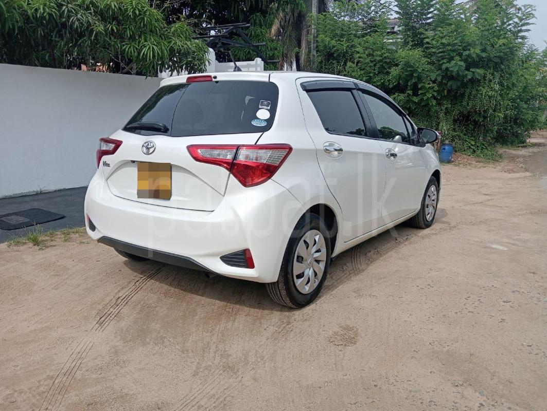 Toyota Vitz 2018 - பயன்படுத்தப்பட்டது கார் sale in Sri Lanka - patpat.lk