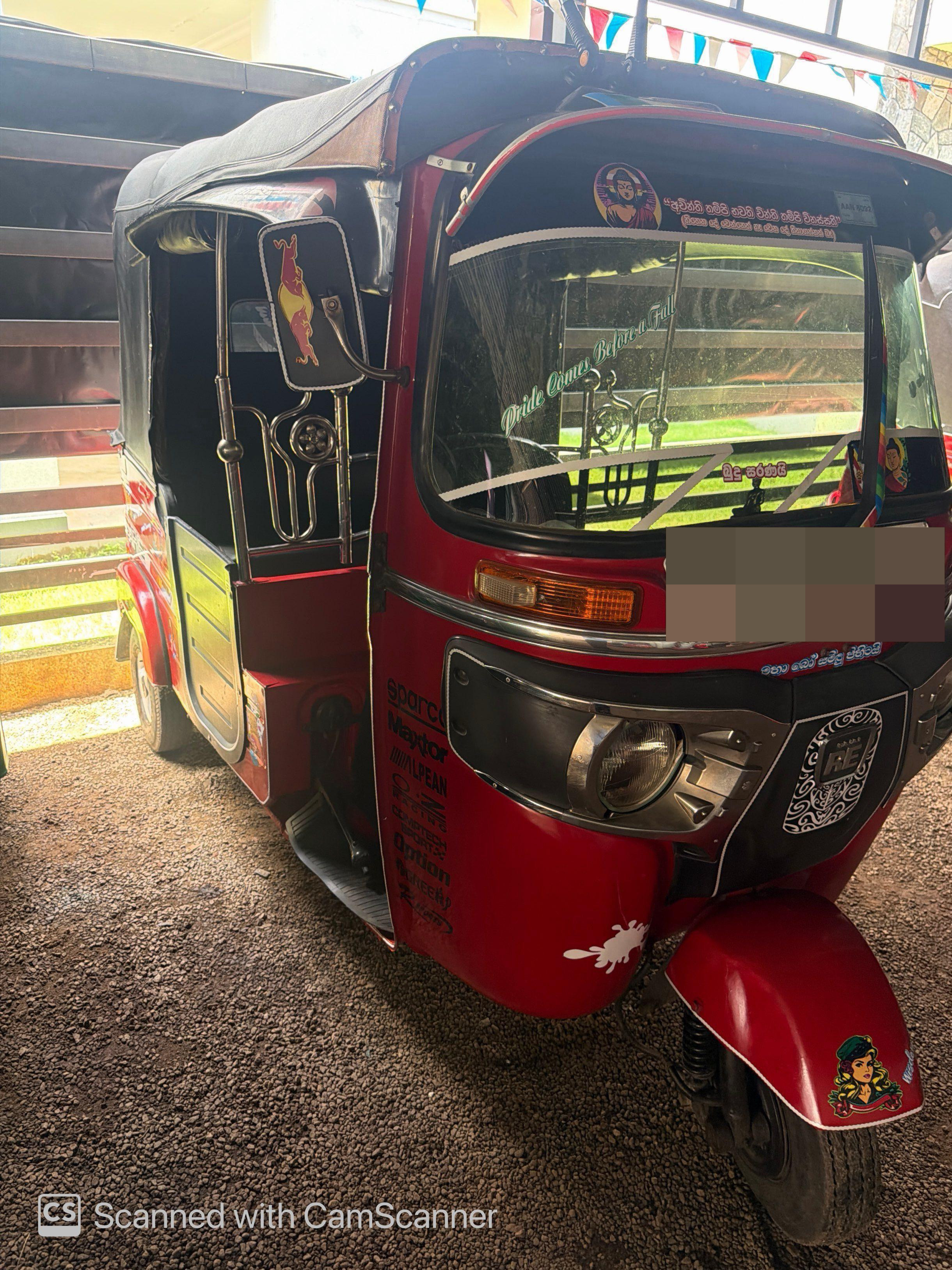 Bajaj 4 stroke 2014 - பயன்படுத்தப்பட்டது முச்சக்கர வண்டி sale in Sri Lanka - patpat.lk