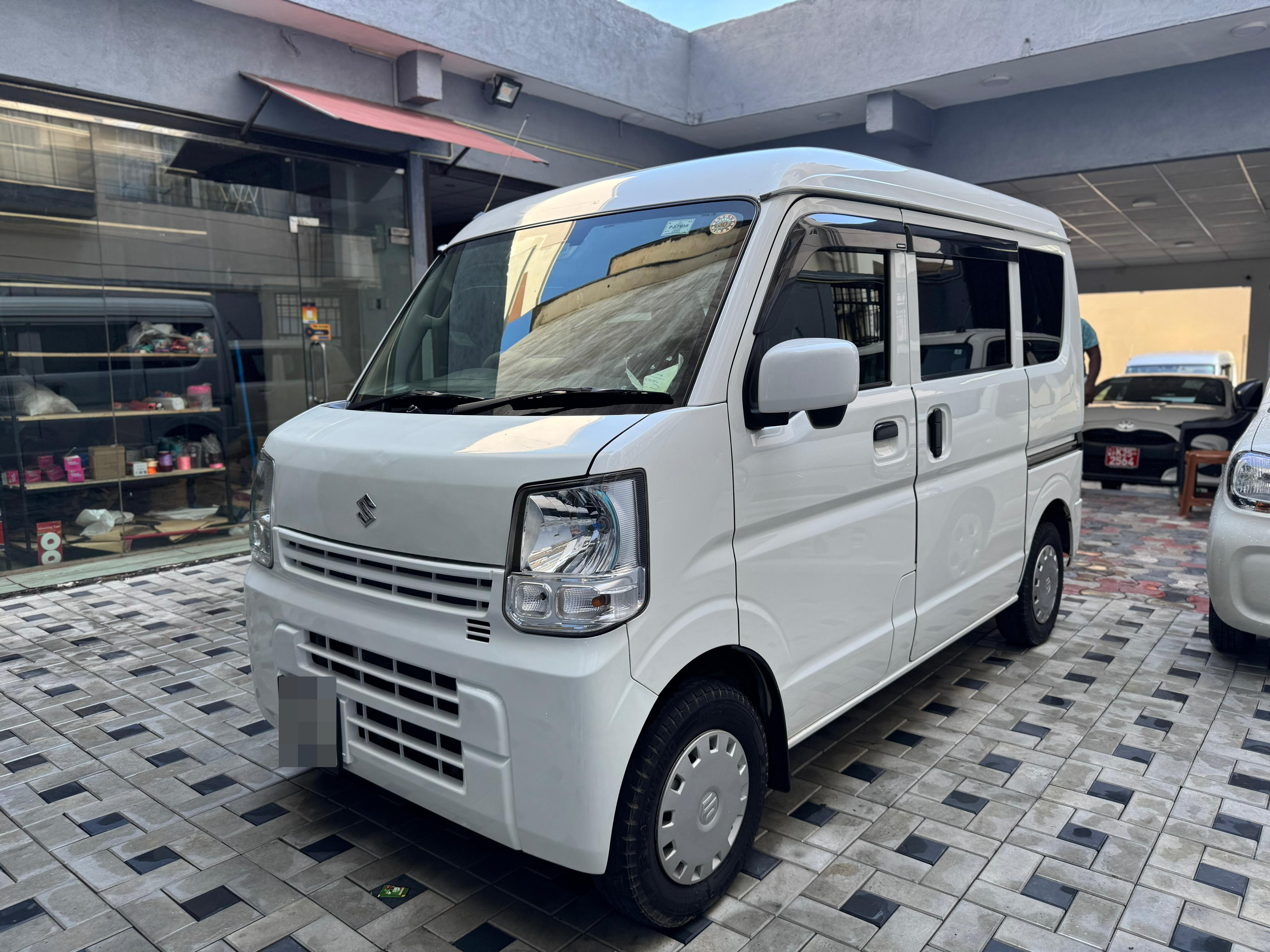 Advertisement image 1