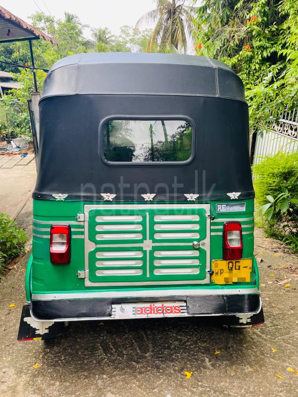 Bajaj 2 stroke 2006 - භාවිතා කරන ලද ත්‍රිරෝද රථය sale in Sri Lanka - patpat.lk